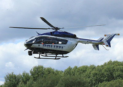 Ankunft des Polizeihubschrauber Typ Eurocopter (EC) 145 im Polizeioldtimer Museum
