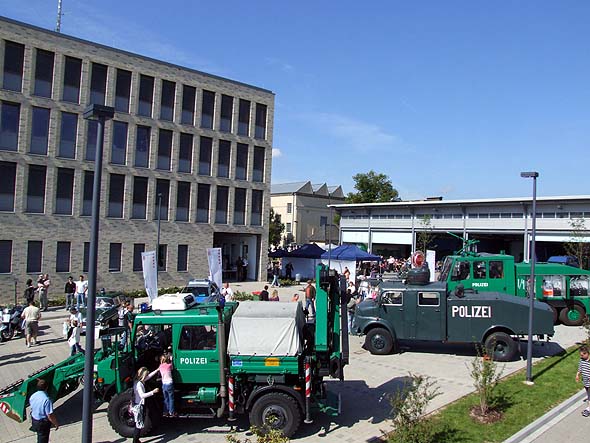 Polizeifahrzeugausstellung im Polizeiprsidium Mittelhessen