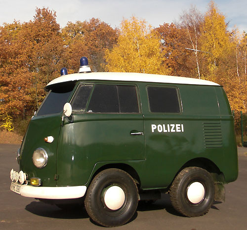 Polizei VW-Bus "Mini", Baujahr 1961
