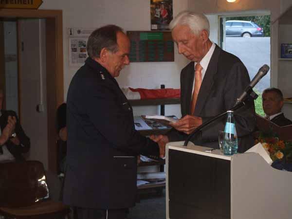 Verleihung-Verdienstorden60.jpg