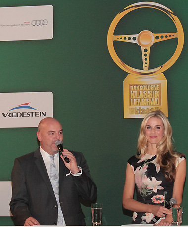 Sie führten durch die Veranstaltung - Verleihung des Goldenen Klassik-Lenkrades, die Moderatoren Stefan Müller und Eve Scheer