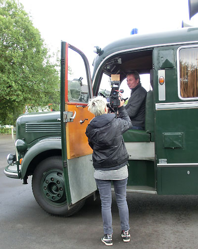 unser Polizei-Fernmeldebetriebsbus mit Jürgen Ludwig als Filmmotiv