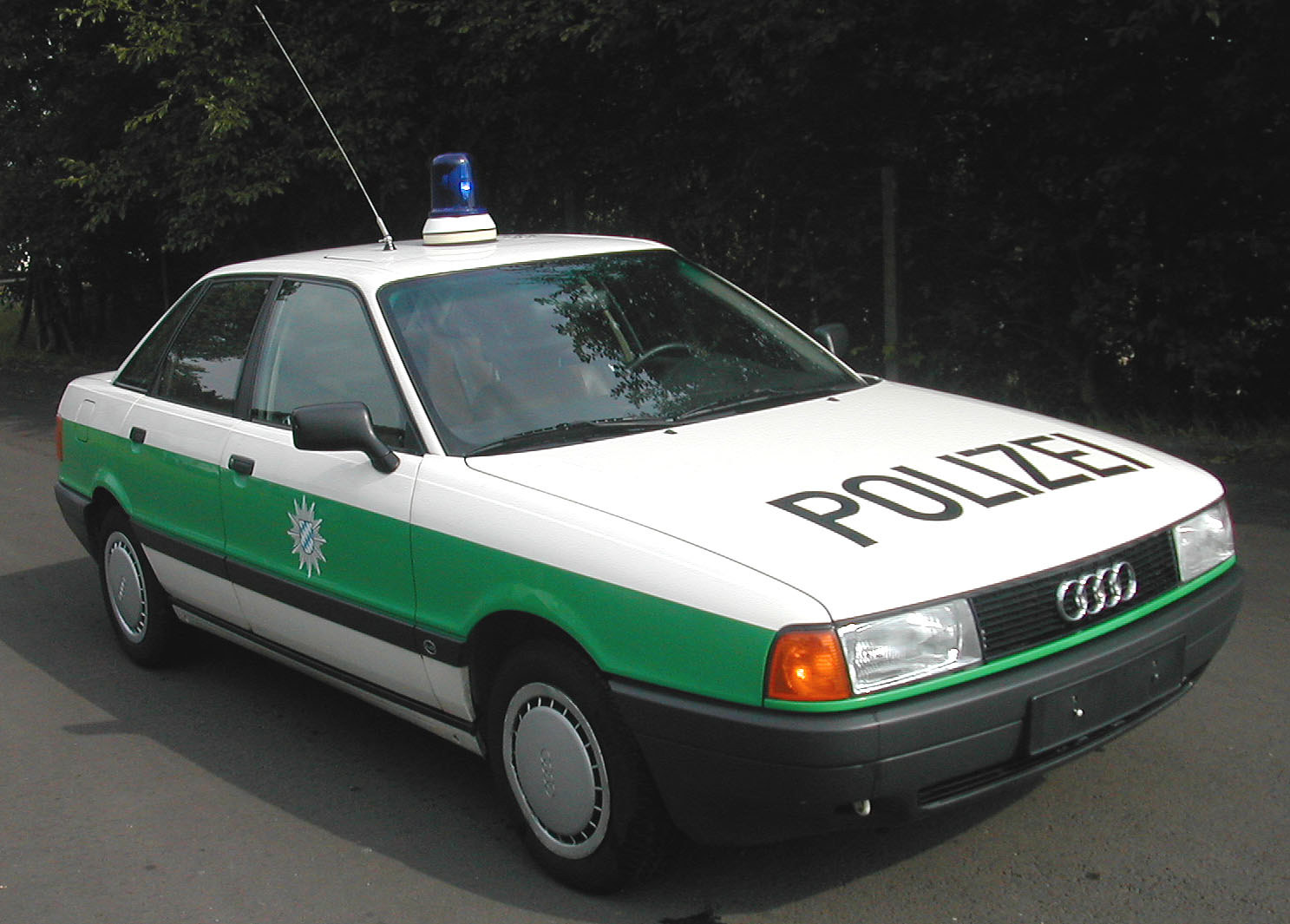Der Audi 80 aus dem 1. Deutschen Polizeioldtimer Museum Marburg