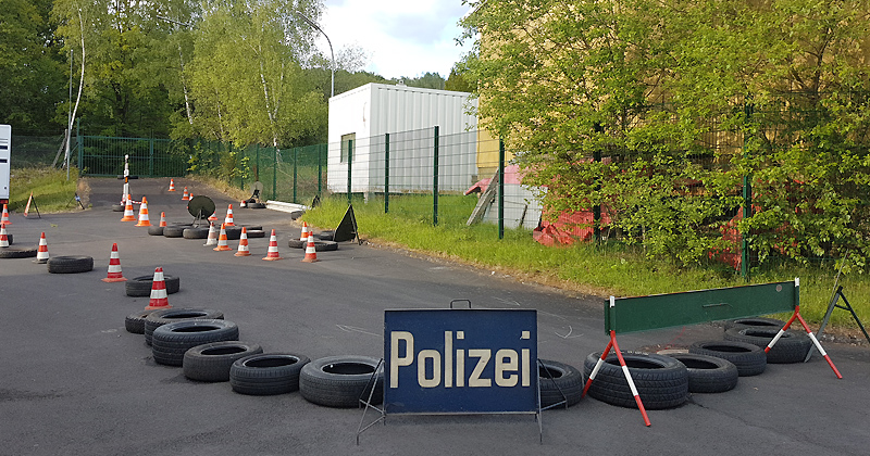 Der Geschicklichkeitsparcours auf dem Gelände des 1. Deutschen Polizeioldtimer Museum Marburg