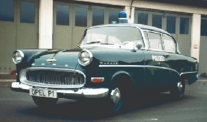 Opel Rekord P 1 Olympia (Baujahr 1958) aus dem 1. Deutschen Polizeioldtimer Museum Marburg