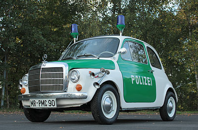Fiat 500 im Polizeilock