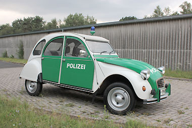 Die Polizei-Ente aus dem Polizeioldtimer Museum Marburg
