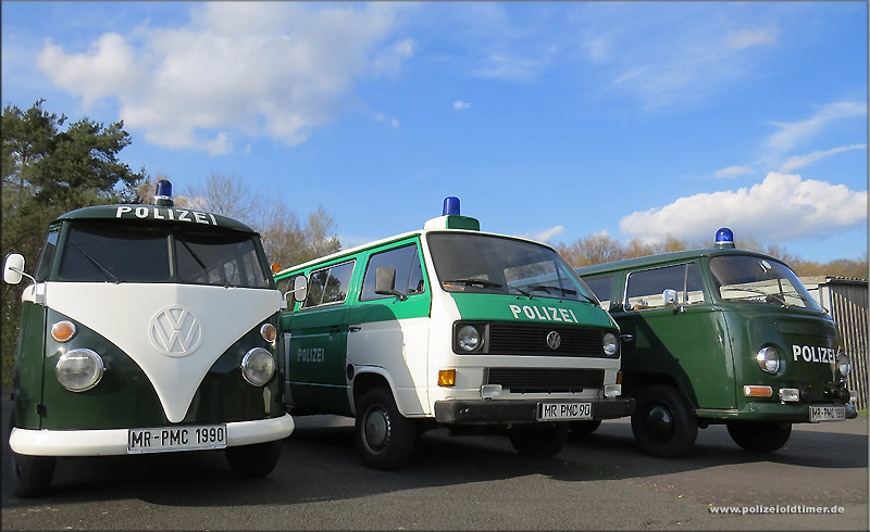 Die drei VW-Polizei-Busse waren in diesem Jahr in Wiesbaden mit von der Partie beim "Rollenden Museum"
